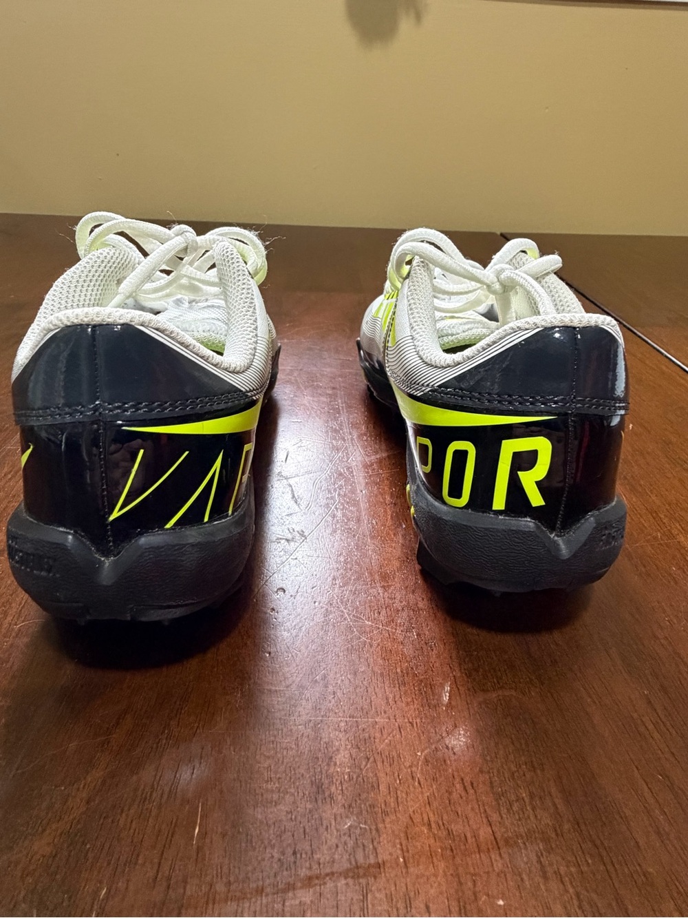 Nike Vapor Edge Football Cleats Youth 2Y Volt Black White DQ5111-715 - Picture 5 of 6